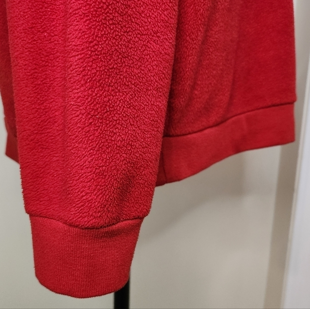 90s Red Sweatshirt Tradition - Picture 6 of 9